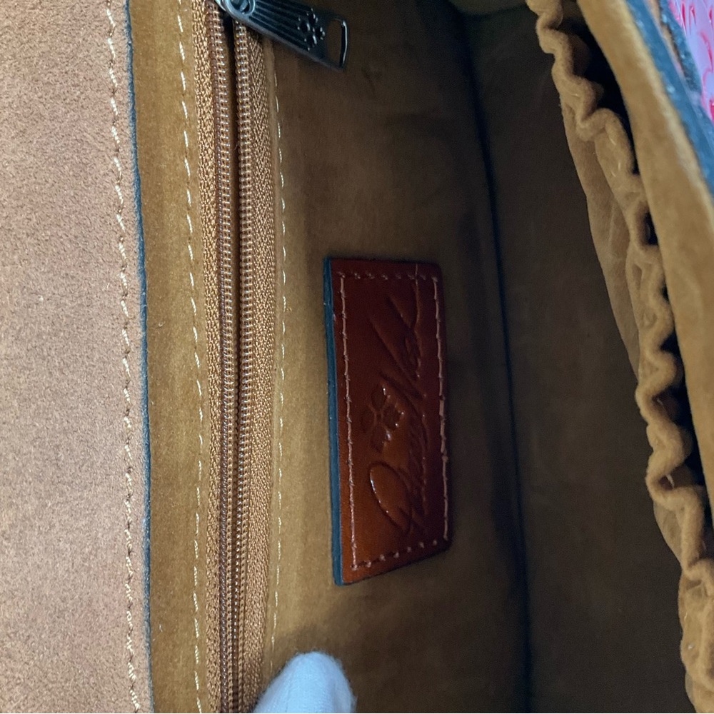 EUC Patricia Nash Laurentina Tooled Leather Crossbody|Clutch - Magenta - Picture 13 of 14